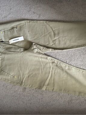 Vigoss Tan Straight-Leg Jeans